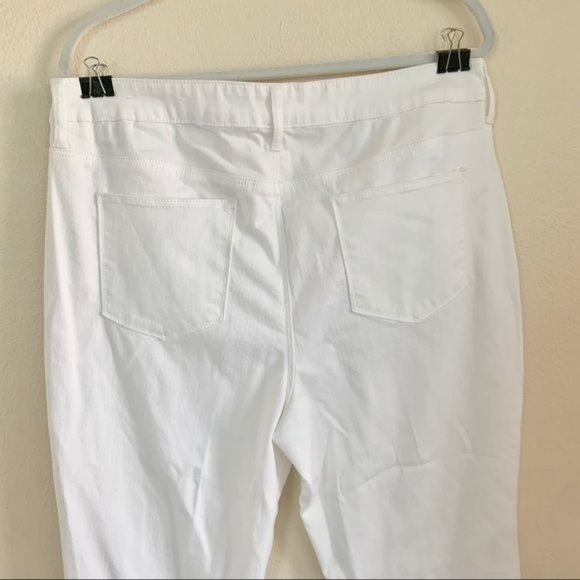 Chico’s Platinum white bootcut jeans Size 14 - Picture 5 of 8